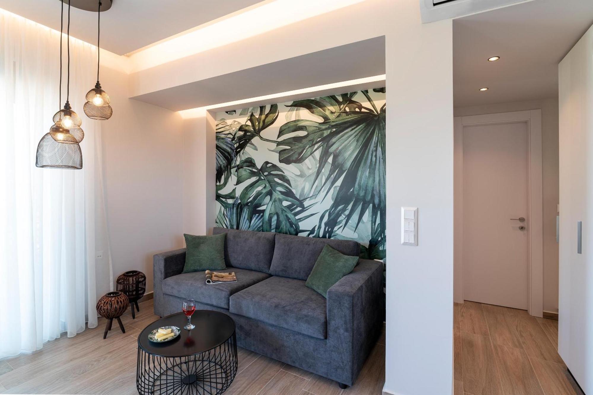Palmeral Luxury Suites Kremasti  Room photo